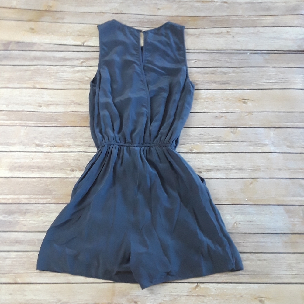 🚫SOLD🚫Wilfred Slate Gray Flowy Romper - Picture 3 of 8